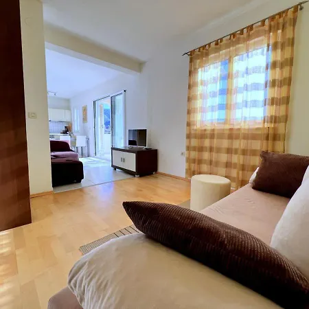 Marles Apartmán *