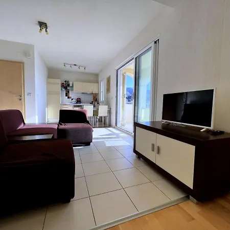 Apartment Marles