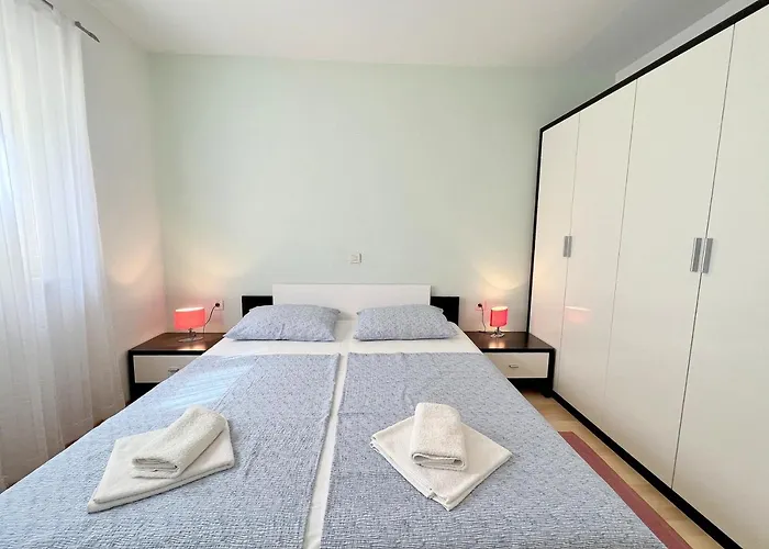 Marles Apartamento Banjol